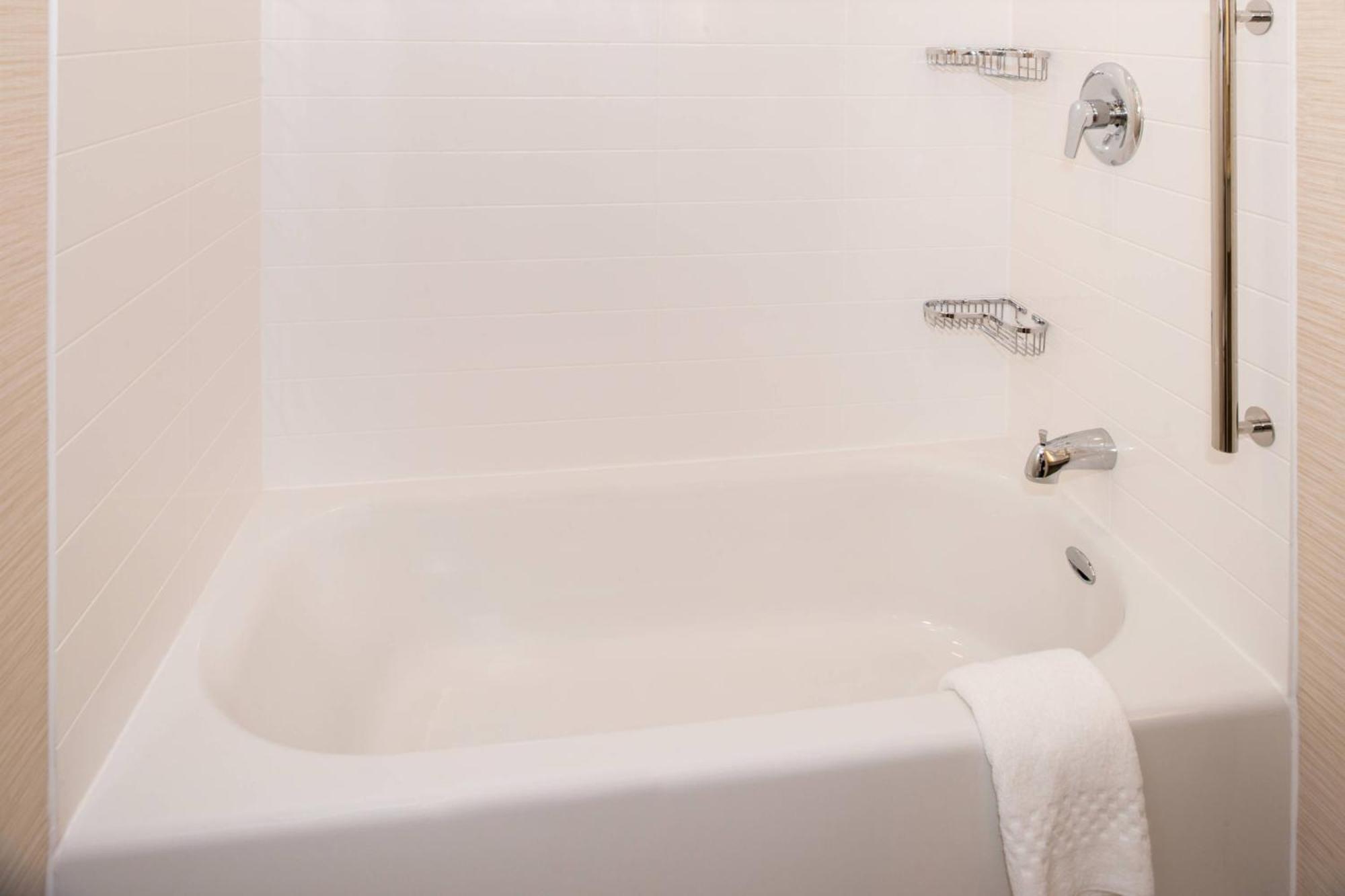 Fairfield Inn & Suites By Marriott Akron Stow Ngoại thất bức ảnh